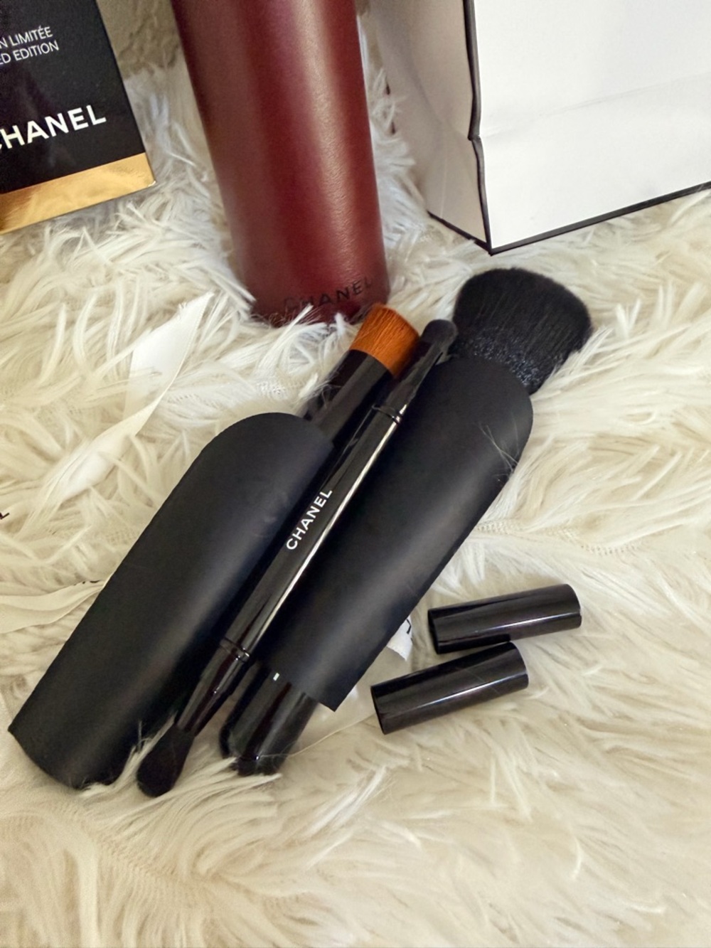 CHANEL Black Makeup Brush Set with Brown Brush Tip